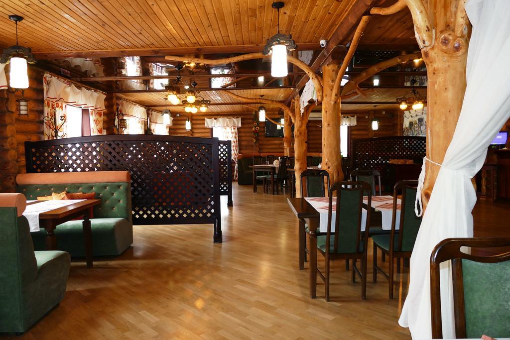 Hotel Комплекс Відпочинку Пампушка & Подушка Burlach'ya Balka Exterior foto